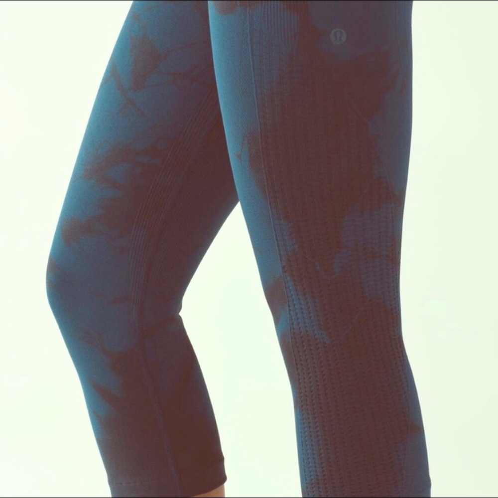 Lululemon Flow and Go Cropped Leggings